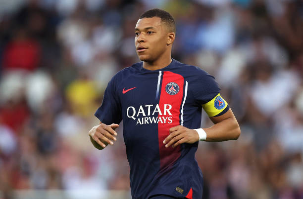 Arsenal’s Tactical Transfer Approach Amid Mbappe Pursuit